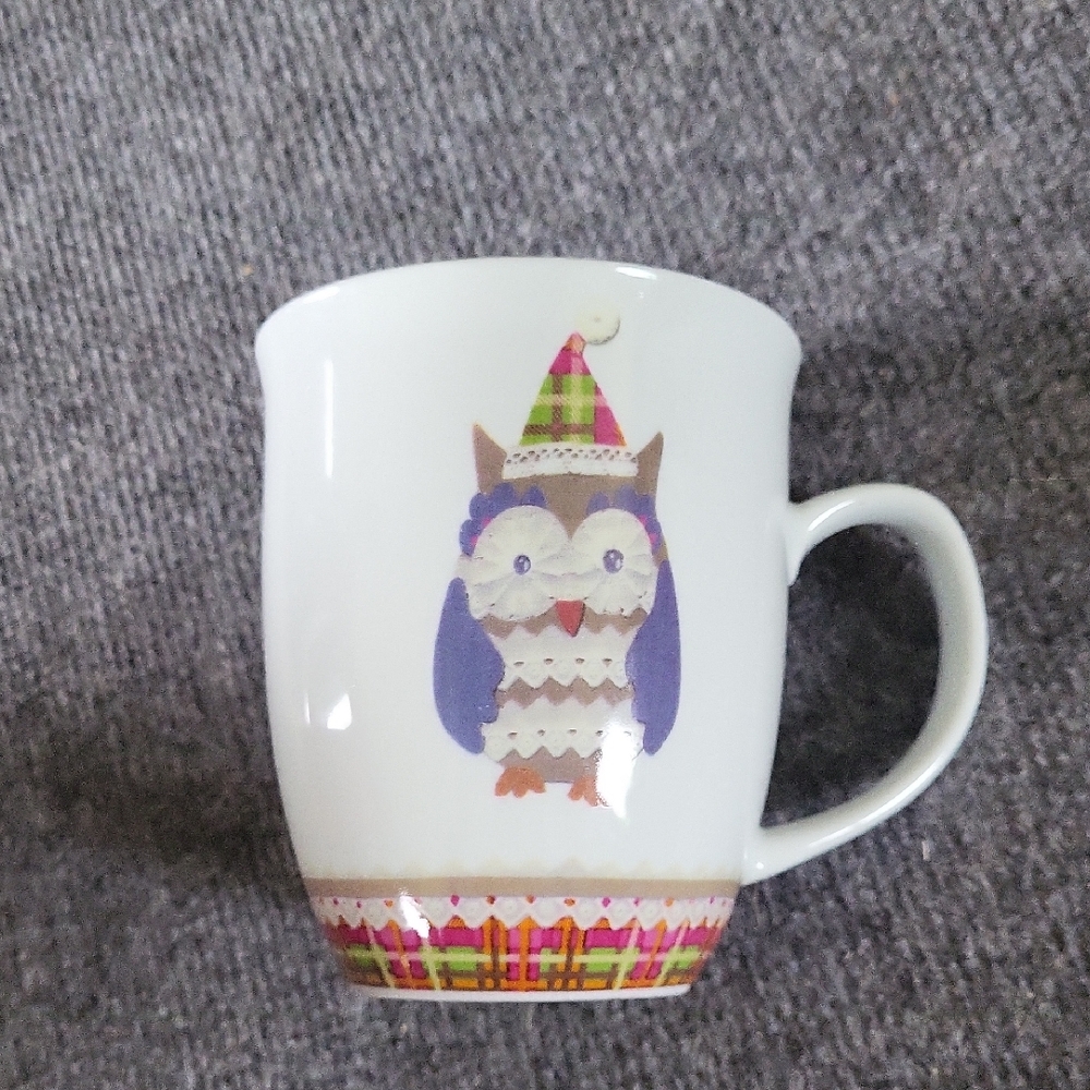 Owl Design White Mug